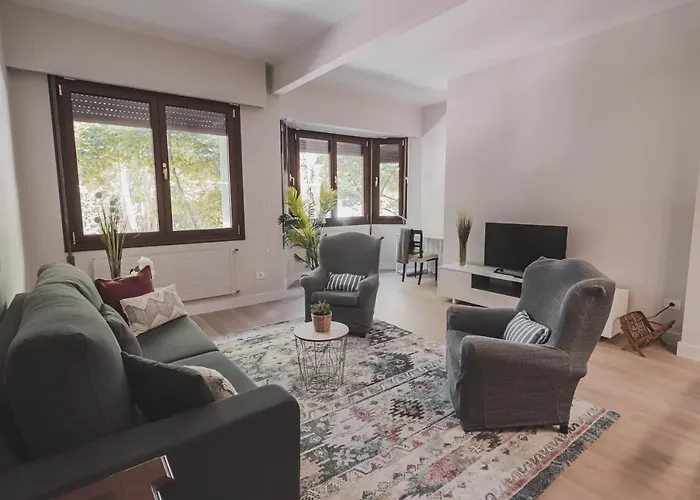 Park view beautiful apartment Bilbao